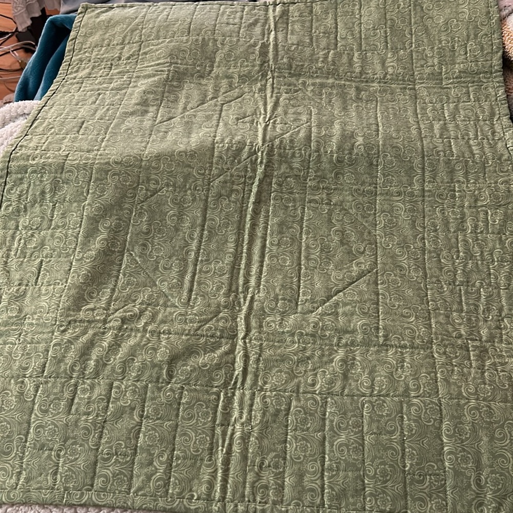 Vintage Handmade Patchwork Rabbit Reversible Quilt - Picture 9 of 17